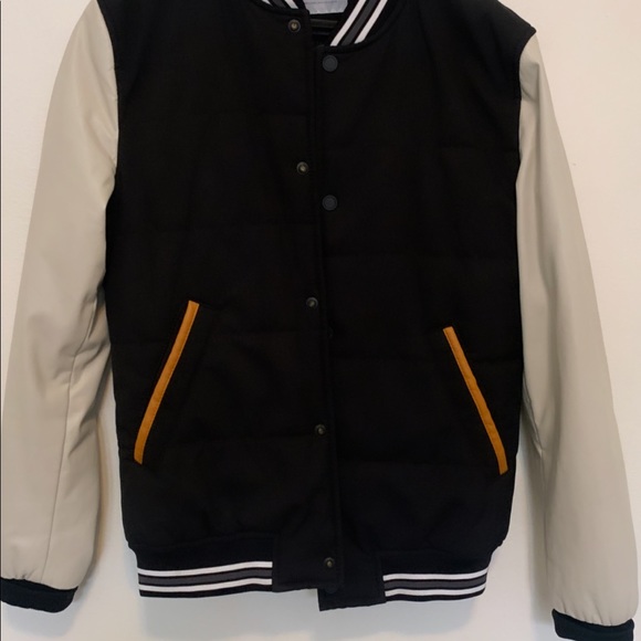 A Zara man's jacket - Picture 2 of 5